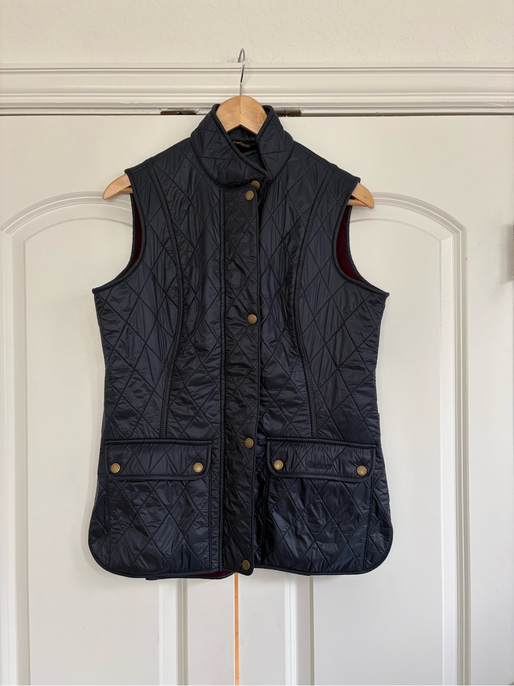 Barbour  Navy Women's Vest - Classic Lightweight Outerwear - Picture 6 of 8